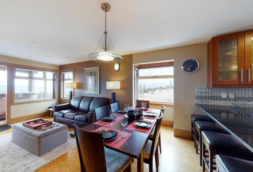 Апартаменты 2 Спальни, Raven 101