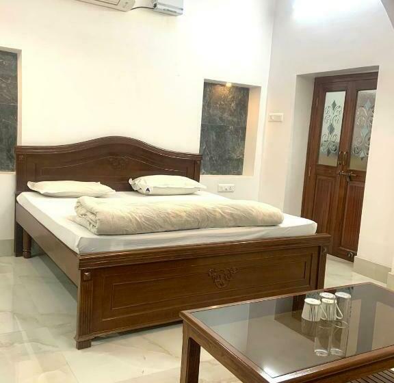 غرفة ديلوكس, Swagatam