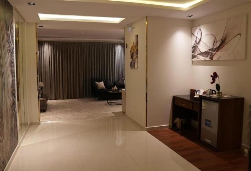 Deluxe Junior Suite, آكام للشقق المخدومة أحد رفيدة