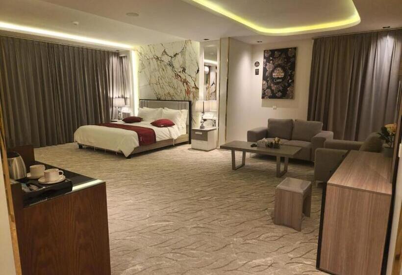 Deluxe Junior Suite, آكام للشقق المخدومة أحد رفيدة