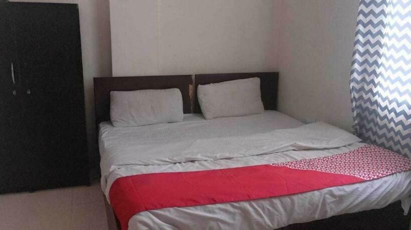 三人经典房间, Oyo 89156 Living Point