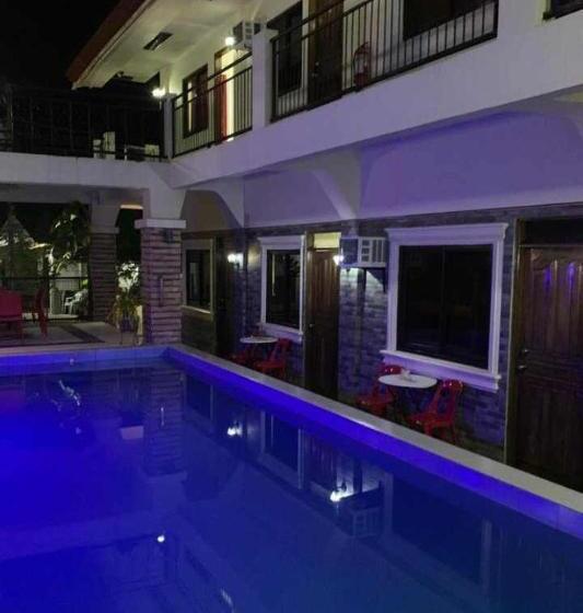 اتاق استاندارد, Bountiful Inn