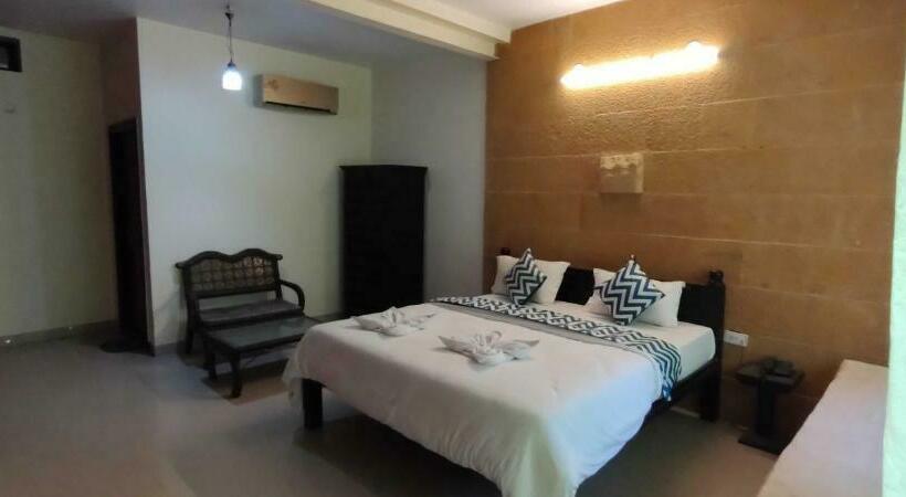 トリプルクラシックルーム, Pop 93502  Gj Heritage