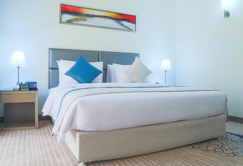 جناح عائلي, Safwat Alkhobar