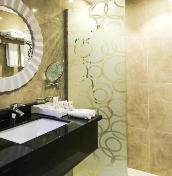 جناح عائلي, Safwat Alkhobar