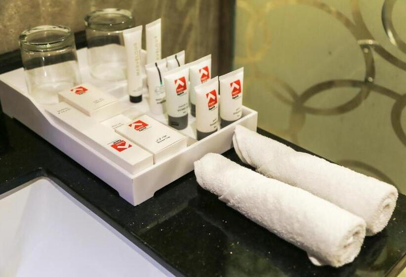 جناح عائلي, Safwat Alkhobar