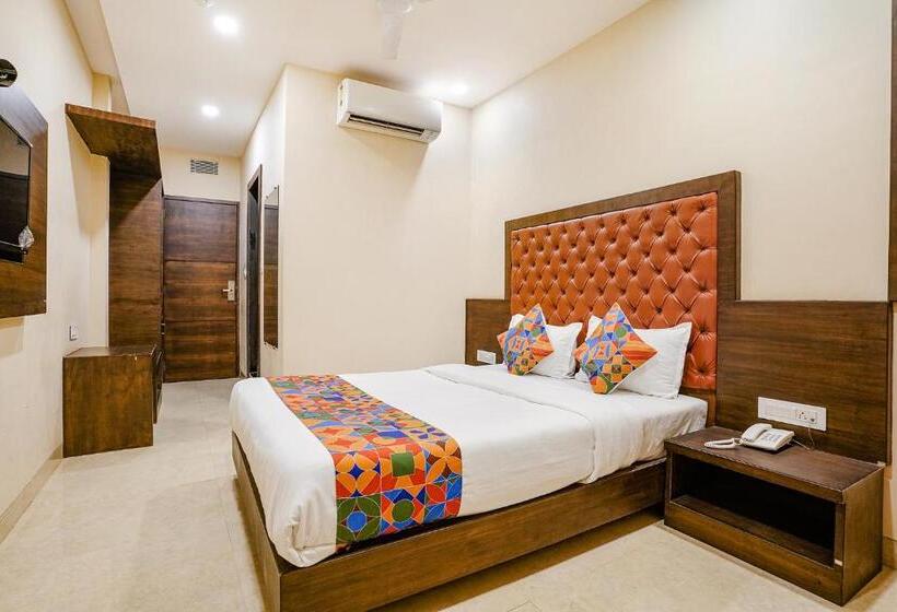 디럭스 룸, Fabhotel Vertigo Suites Nr Bkc