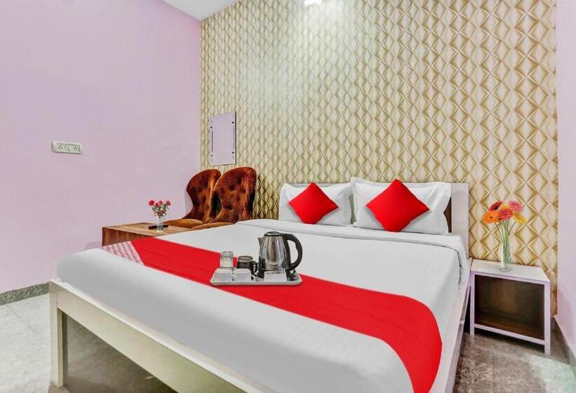 Pokój Trzyosobowy Klasyczny, Flagship K D Guest House