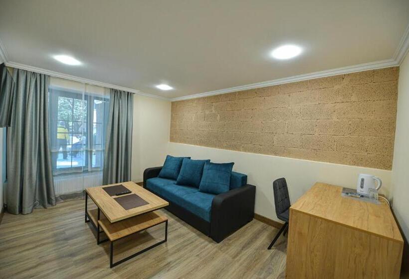 Family Suite, Madin Eco
