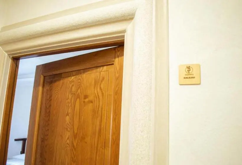 バルコニー付きスタンダードルーム, Palazzo Iaquinta Rooms, Restaurant & Wellness