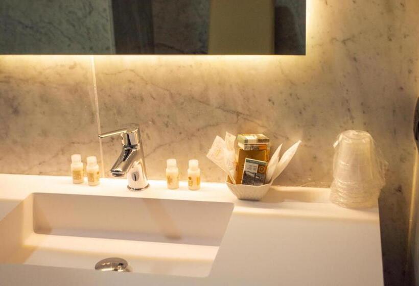 バルコニー付スタンダード４ベッドルーム, Palazzo Iaquinta   Rooms, Restaurant & Wellness