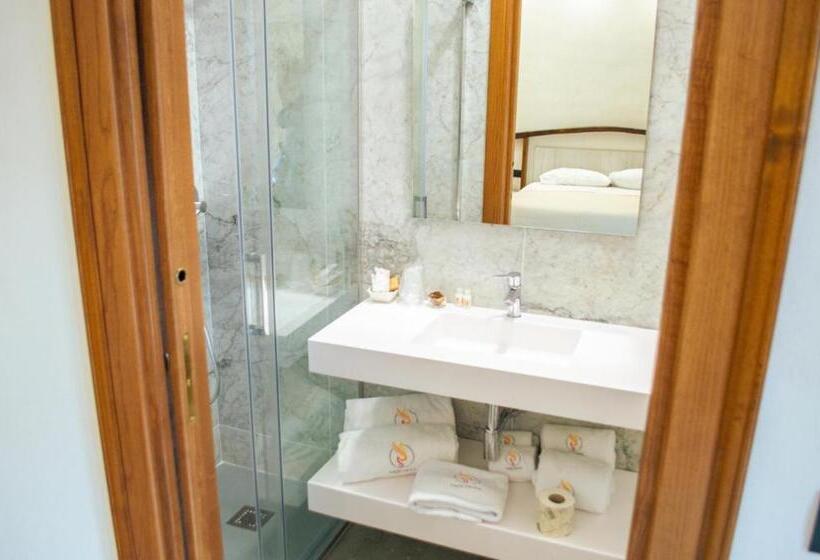 スタンダードルーム, Palazzo Iaquinta   Rooms, Restaurant & Wellness