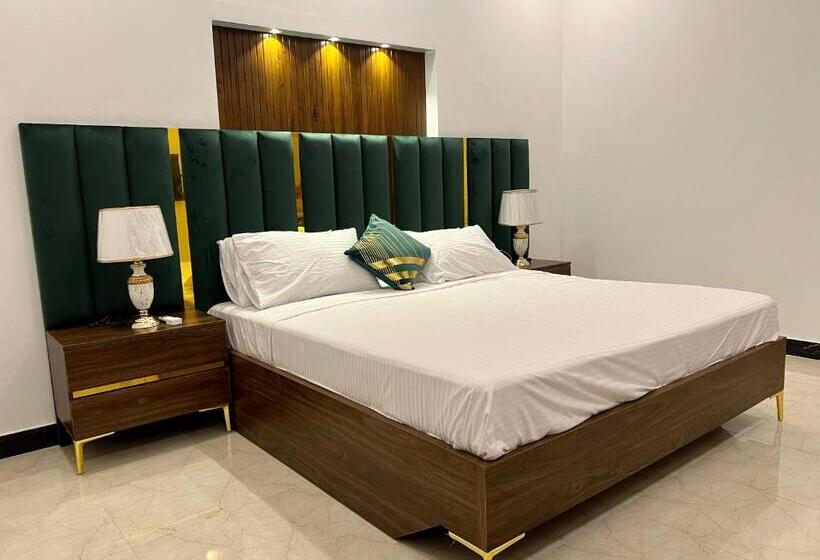 اتاق لوکس با تخت بزرگ, The Gateway Islamabad