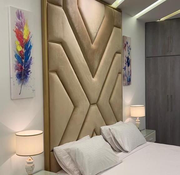 Deluxe Suite King Bed, The Gateway Islamabad