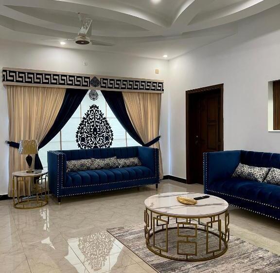 Deluxe Suite King Bed, The Gateway Islamabad