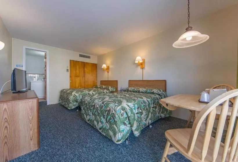 2 Bedroom Suite City View, Attache Motel