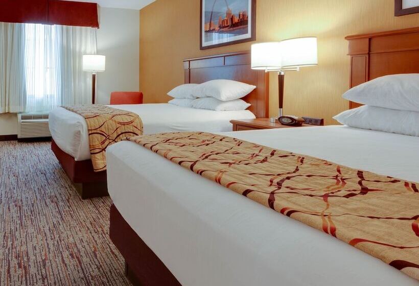 Номер Deluxe Адаптированный для Инвалидов, Drury Inn & Suites St. Louis Forest Park
