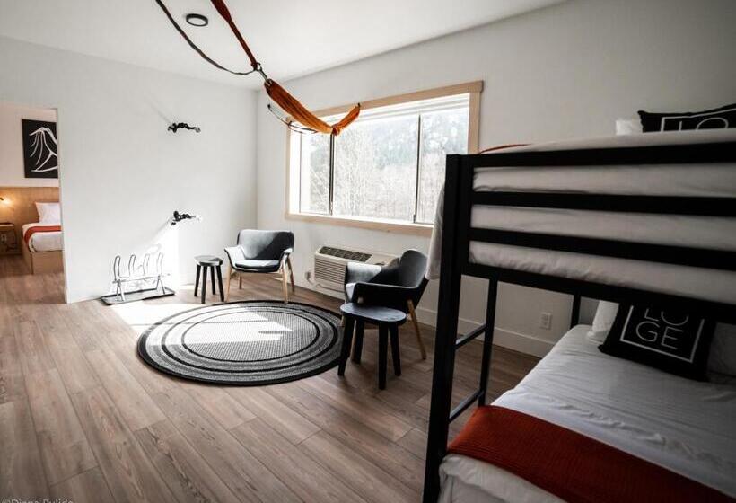 חדר דחוקס עם מיטת קינג, Loge Leavenworth Downtown