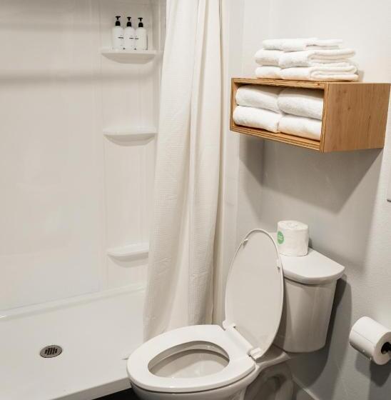 חדר סטנדרט שתי מיטות זוגיות, Loge Leavenworth Downtown