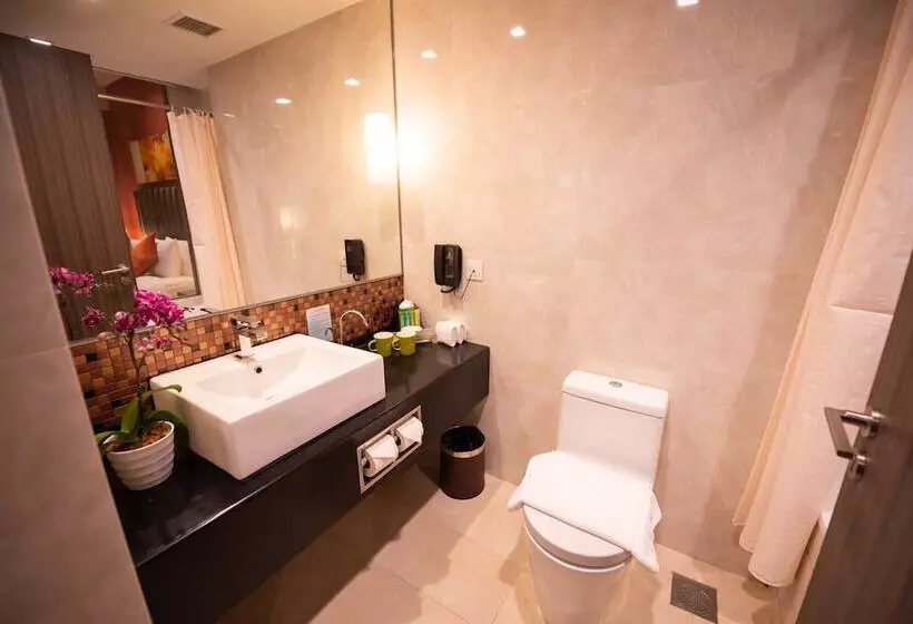 سوئیت 2 خوابه, Park Avenue Changi