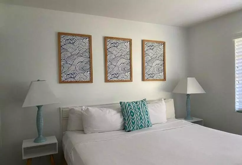 スイート, Seaspray Surf Lodge