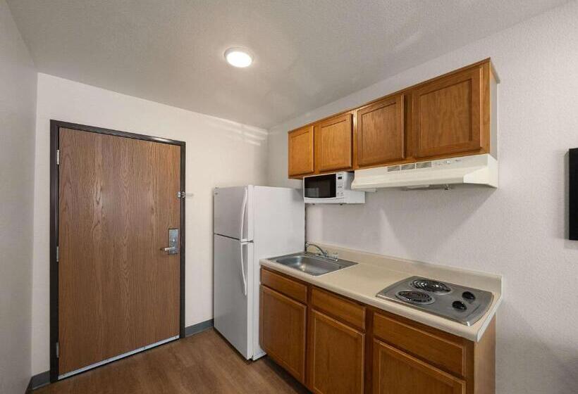 适合残疾人使用的标准间, Woodspring Suites Dallas Rockwall