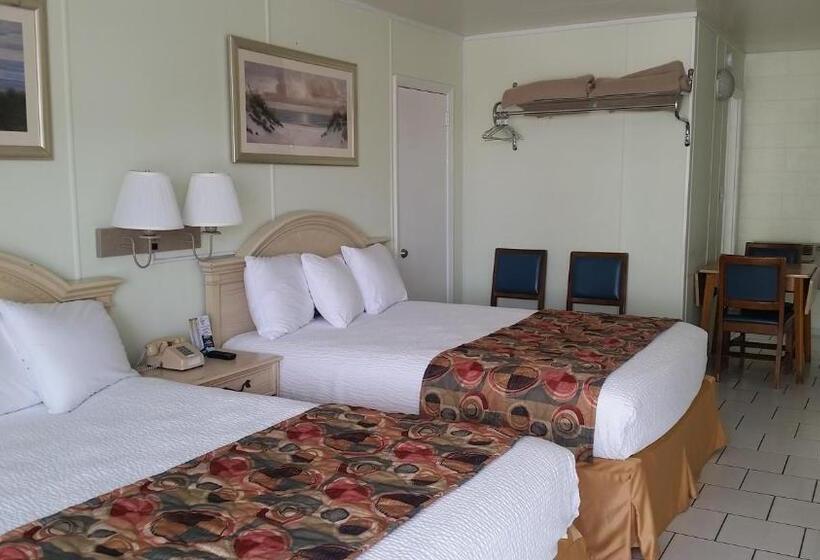 プールの見えるデラックスルーム, Vancouver Motel