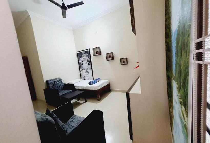 デラックススイート, Mk Suites