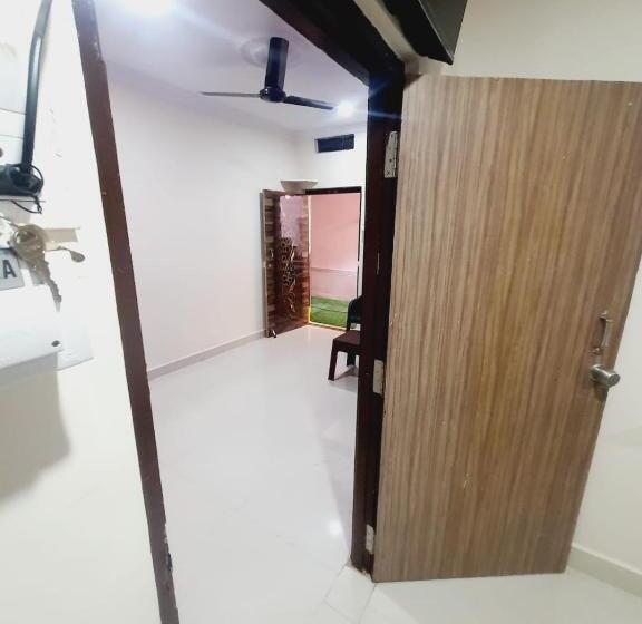 ベーシックルーム, Mk Suites