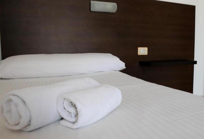 带阳台的标准单人间, Villa Las Flores