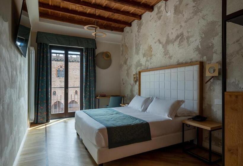 غرفة ديلوكس مطلة على المدينة, Cà Uberti Palace