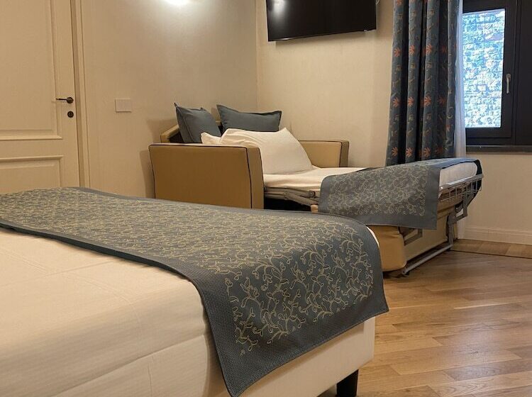 غرفة سوبيريور ثلاثية, Cà Uberti Palace