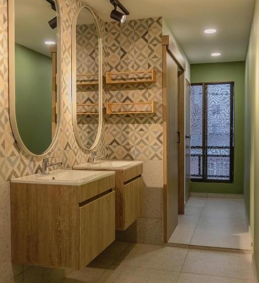 공동 객실, Ventiuna Hotel Y Coliving