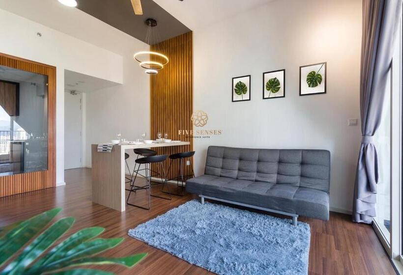 3 Bedroom Suite, Una Serviced Apartment, Sunway Velocity Kuala Lumpur