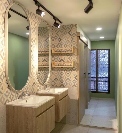 공동 객실, Ventiuna Hotel Y Coliving