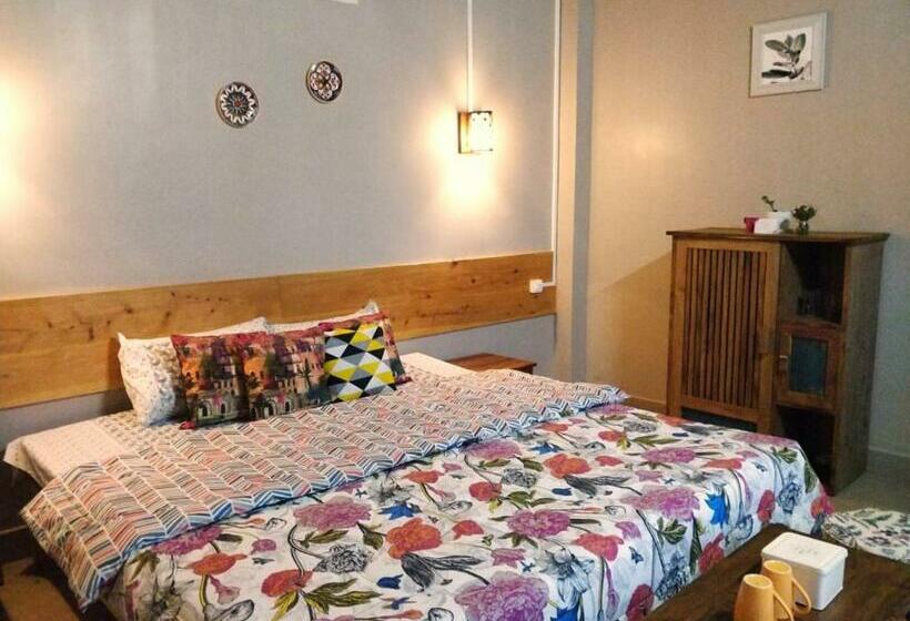 חדר סטנדרט נוף לגינה, The Little Paradise