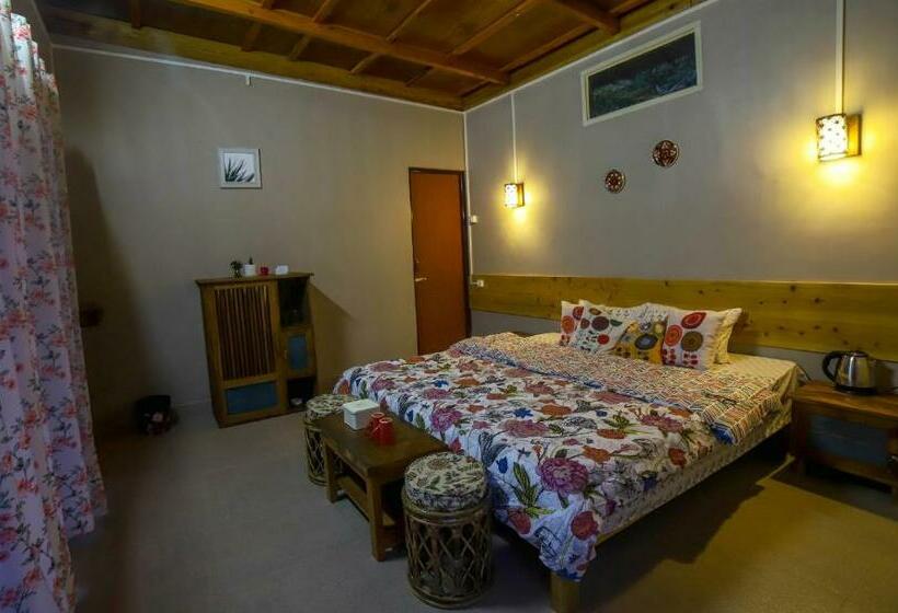 חדר סטנדרט נוף לגינה, The Little Paradise