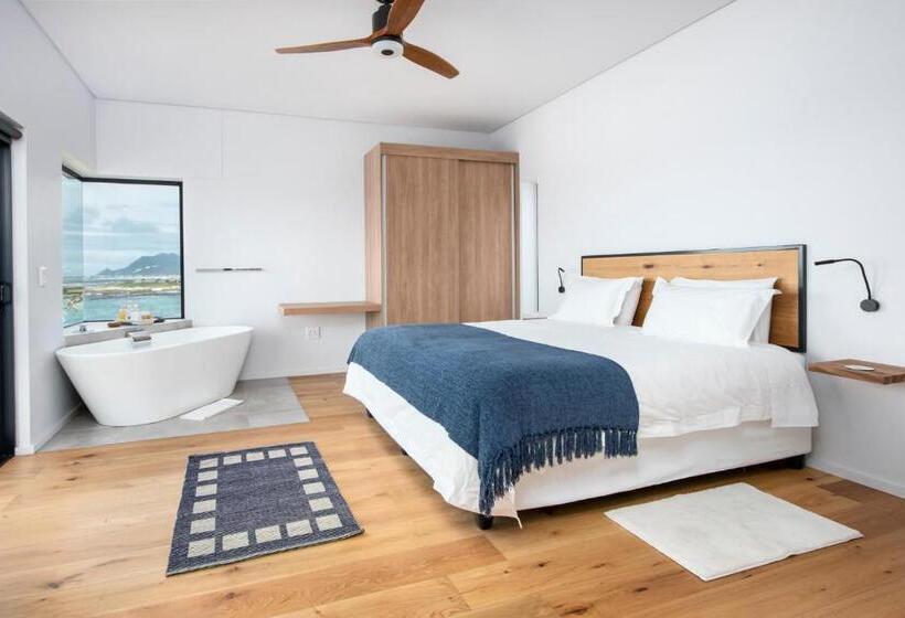 キングサイズベッドのスタンダードルーム, Ontherocksbb Solar Powered Guesthouse And Ocean Lodge