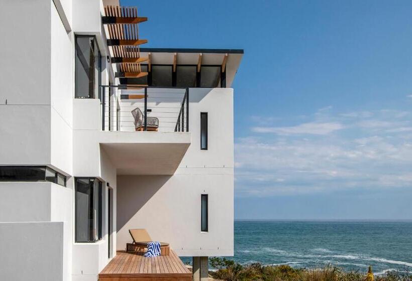 キングサイズベッドのスタンダードルーム, Ontherocksbb Solar Powered Guesthouse And Ocean Lodge