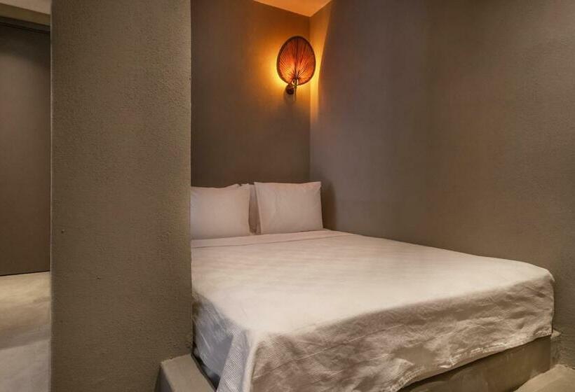 디럭스 스위트, Soas Suites