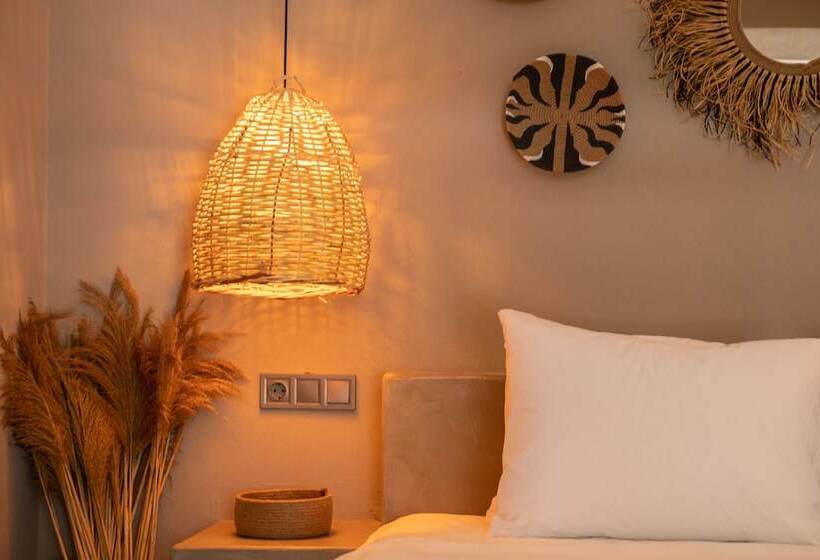 סוויטה דלוקס, Soas Suites