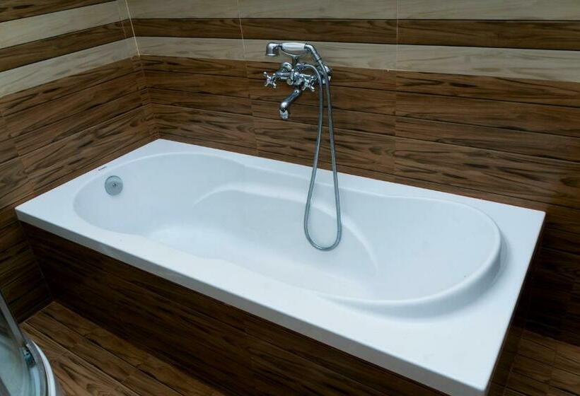 ガーデンビュースタンダードルーム, Muthu Villa