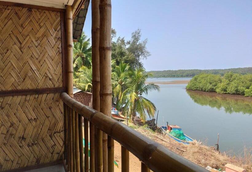 Стандартный Номер Кровать Кинг, Chivarin Resorts