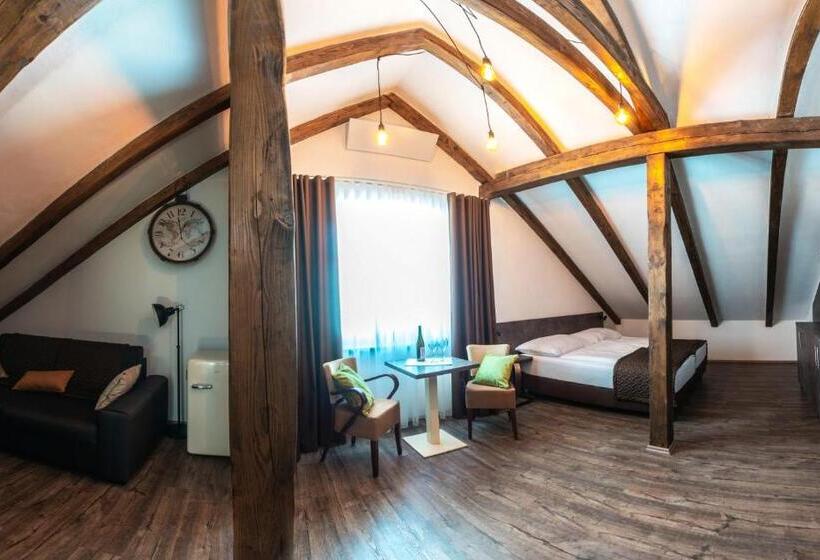 חדר משפחתי דלוקס, Penzion Rechle