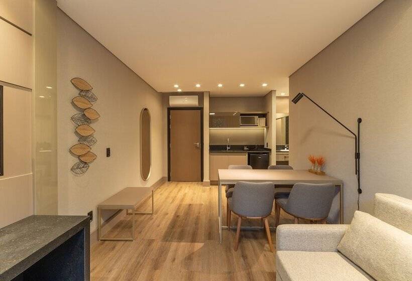 스위트, Apartamento Exclusivo Chateau