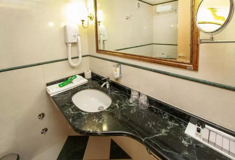 اتاق استاندارد با بالکن, A Hoteli   Hotel Izvor