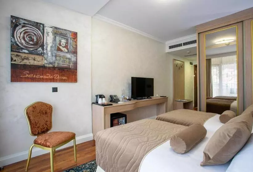 اتاق استاندارد با بالکن, A Hoteli   Hotel Izvor
