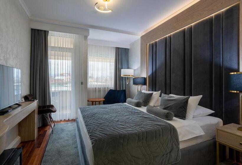 اتاق سوپریور, A Hoteli   Hotel Izvor