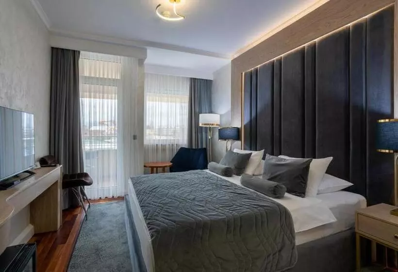 اتاق سوپریور, A Hoteli   Hotel Izvor