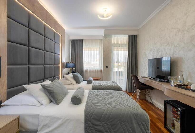 اتاق سوپریور, A Hoteli   Hotel Izvor